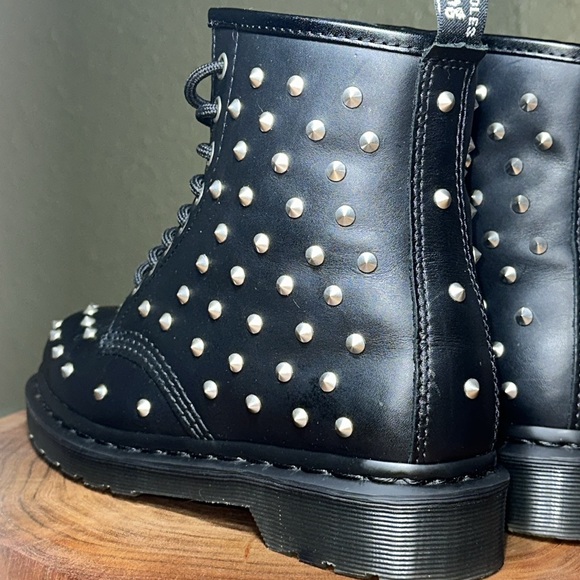 DR. MARTENS 1460 Stud Wanama Leather Lace Up Boots - Picture 8 of 16